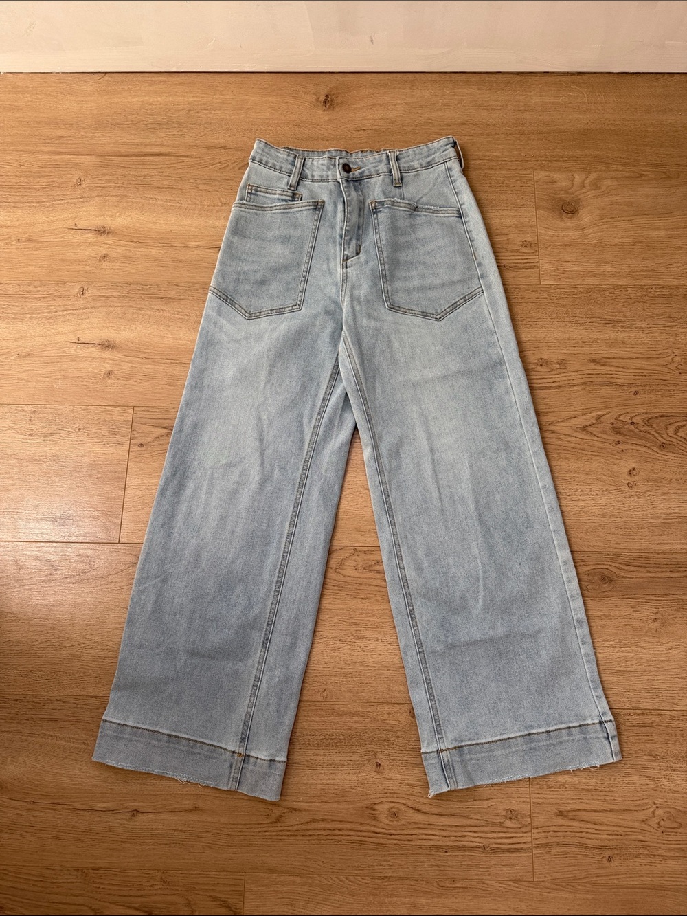 Light Blue Wide-Leg Jeans for Women